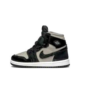 Nike Infant Air Jordan 1 Retro High OG Sneakers, 3